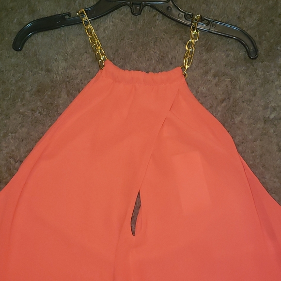 Top - Picture 2 of 3